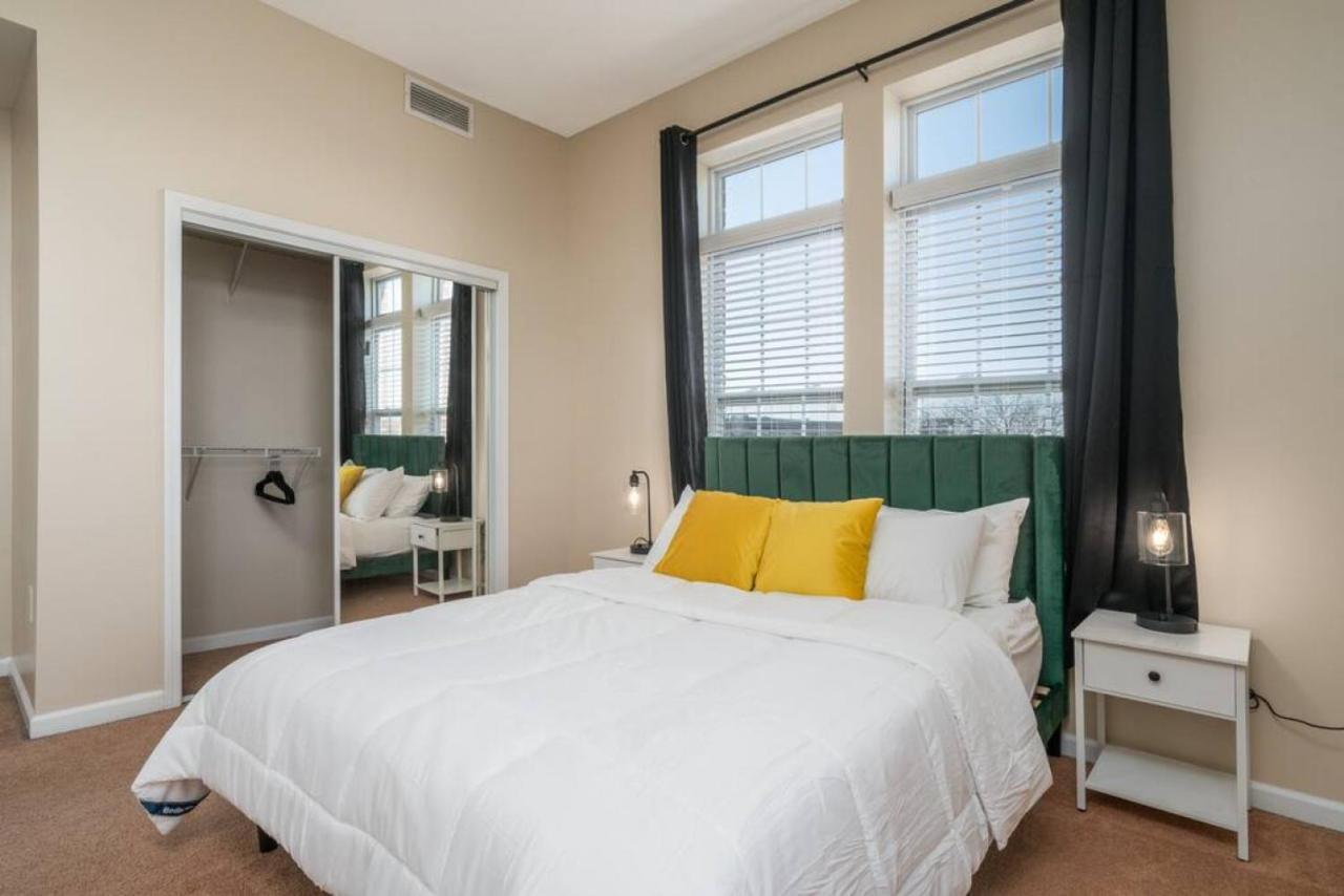 Downtown Indy Private Bedroom - Shared Indianapolis Buitenkant foto